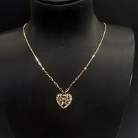 عقد القلب ذهب عيار 18 وزن 3.97 جرام