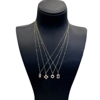 بكج اربعة سلاسل متنوعة عيار 18