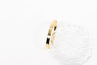 سوارة ذهب روبيرتو كوين تصميم الماسي عيار 18 وزن 9....