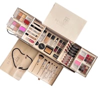 بوكس مكيب ريل بيوتي بديل ديور البيج