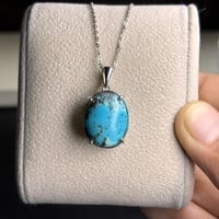 قلادة حجر الفيروز النيشابوري الإيراني