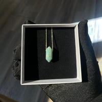 قلادة من حجر الامازونيت الطبيعي قضة (925)