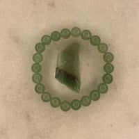 اسوارة من حجر الافنتورين الطبيعي