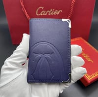 بوكس فاخر (عطر يو من أرماني &محفظة كارتير )