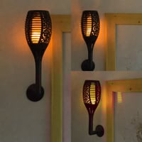 مصباح يحاكي الشعلة بالطاقة الشمسية