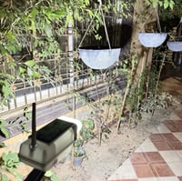 إنارة الكاميرا الوهمية بالطاقة الشمسية