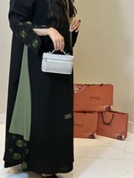 السندس - عباية نص كلوش بتطريز يدوي