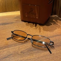 نظارة ليموني بـ إطار اسود