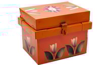 صندوق حديد تراثي صغير