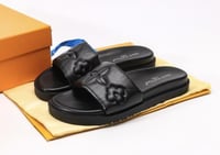 لويس فيتون سلايد