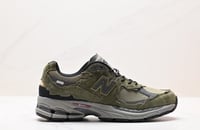 New Balance 2002R ” Protection pack “ Olive