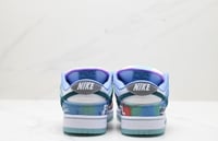 Nike x Futura Laboratories SB Dunk Low "Bleached A...