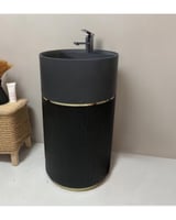 مغسلة برميلية فاخرة بلمسات ذهبية – مزيج من الأناقة...