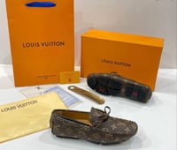 شوزات ماركات متنوعه جودة عالية مع كامل الملحقات