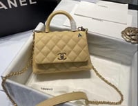 شنط شانيل هاي كوالتي يتوفر ٣ الوان المقاس 17