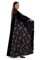 عباية مخمل لون كحلي غامق مطرزه