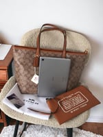 شنط كوتش كوالتي يتوفر ٣ الوان