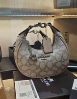 شنط كوتش الحجم الميني هاي كوالتي