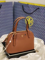 شنطة توري بورش هاي كوالتي مقاس 22 سم تقريباً