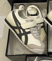 شوز أطفال رياضي ماركة تايقر