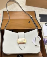 شنط كوتش هاي كوالتي يتوفر عدة الوان