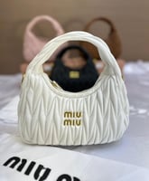 شنط ميو ميو كوالتي حجم صغير