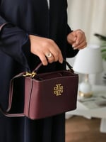 شنط توري بورش الحجم موضح بالصور لون مطفي