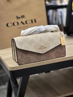 شنط كوتش هاي كوالتي يتوفر عدة الوان