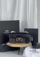 شنط كوتش درجة أولى حجم صغير