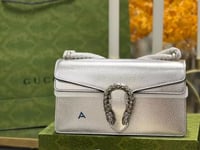 شنط قوتشي هاي كوالتي يتوفر حجمين