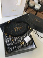 شنط ديور درجة اولى الحجم موضح بالصور