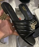 سلبر أو هيلز قوتشي درجة اولى مبطن يتوفر اكثر من لو...