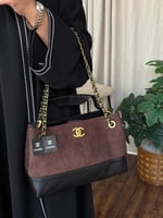 شنط مخمل شانيل حجم وسط