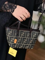 شنط فندي درجة أولى الحجم وسط