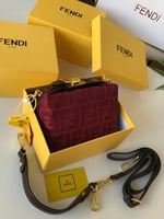 شنط فندي كوالتي حجم صغير