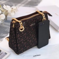 شنط دكني كوالتي الحجم موضح بالصورة