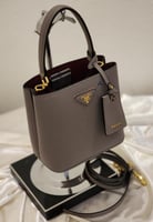 شنط برادا هاي كوالتي الحجم الصغر