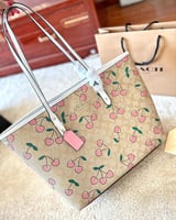 شنط كوتش هاي كوالتي حجم يتوفر عدة أشكال