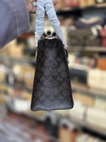 شنط كوتش ماستر حجم وسط