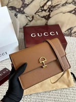 شنط قوتشي حجم وسط هاي كوالتي