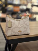 شنطة كوتش هاي كوالتي حجم صغير