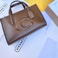 شنط كوتش كوالتي حجم وسط جلد لامع