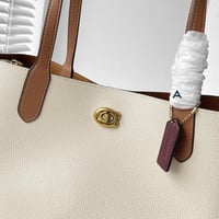 شنط كوتش هاي كوالتي الحجم الكبير