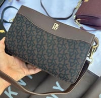 شنط دكني DKNY