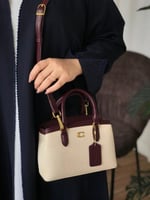 شنط كوتش كوالتي حجم وسط