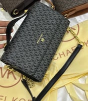 شنط مايكل كورس هاي كوالتي