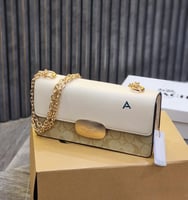 شنط كوتش هاي كوالتي حجم وسط يتوفر عدة ألوان