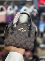 شنط كوتش هاي كوالتي حجم صغير