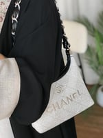 شنط شانيل كوالتي حجم وسط