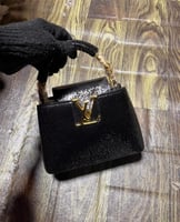 شنط لويس فيتون يتوفر ست الوان